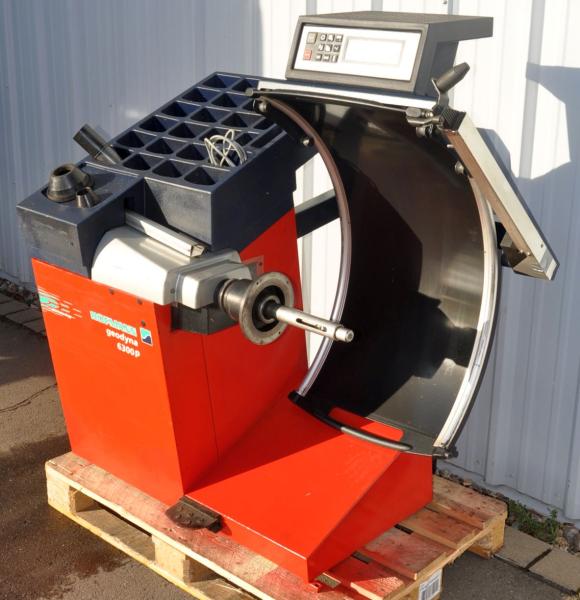 HOFMANN Geodyna 6300 P Auswuchtmaschine Reifenwuchtmaschine Powerclamp Wuchte